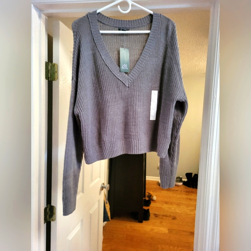 Wild fable cropped sweater NWT XL